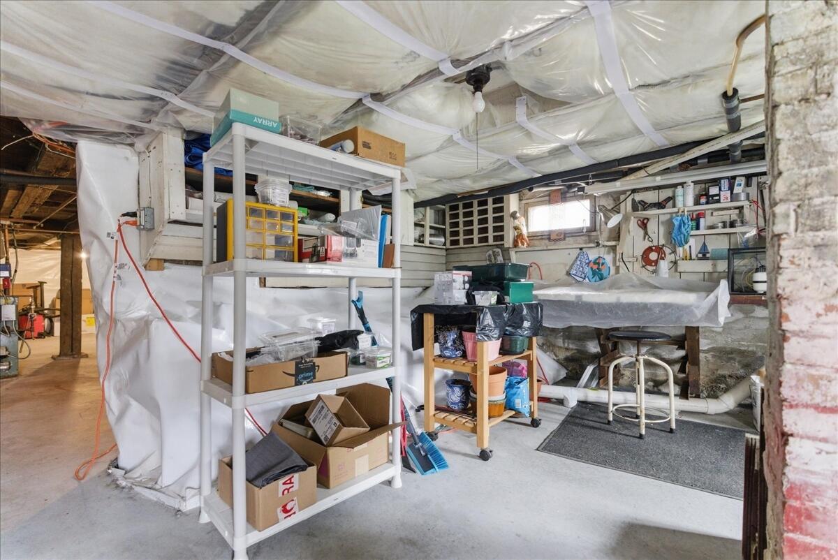 11 Elmwood Road Auburn ME 04210