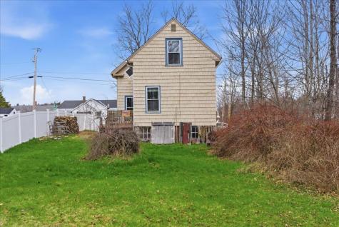 11 Elmwood Road Auburn ME 04210
