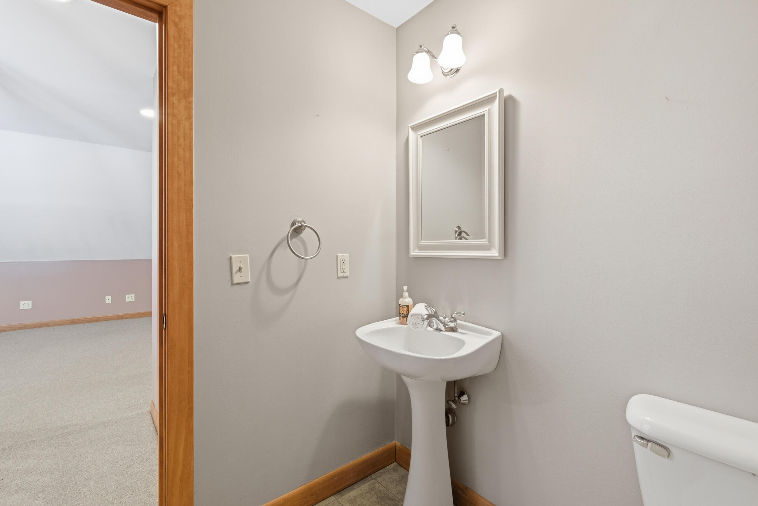 5 Arrowhead Ridge Road Freeport ME 04032