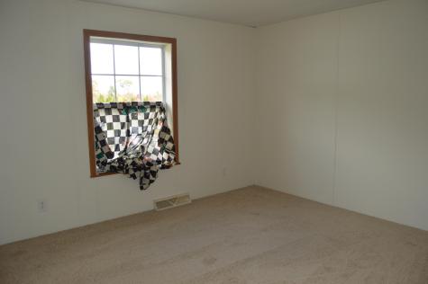 21 Stonewall Drive Livermore ME 04253