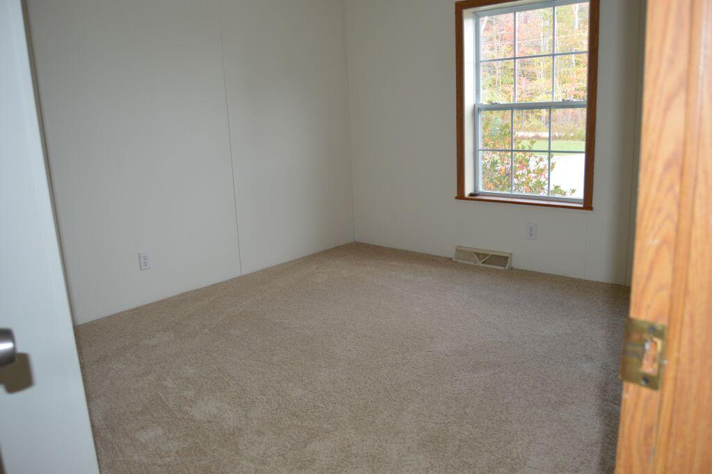 21 Stonewall Drive Livermore ME 04253