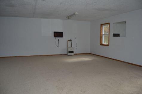 21 Stonewall Drive Livermore ME 04253