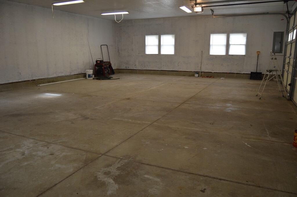 21 Stonewall Drive Livermore ME 04253