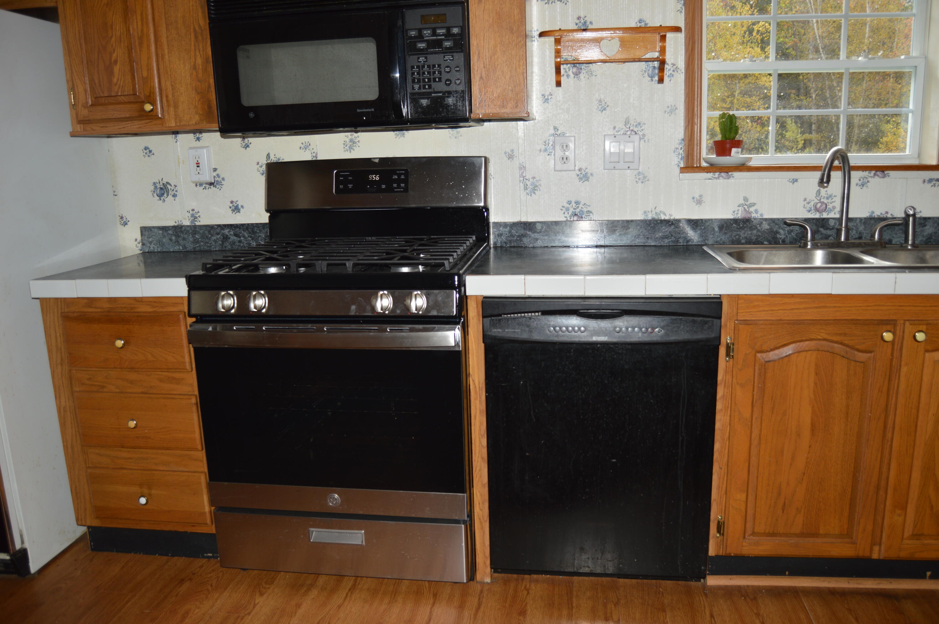 21 Stonewall Drive Livermore ME 04253