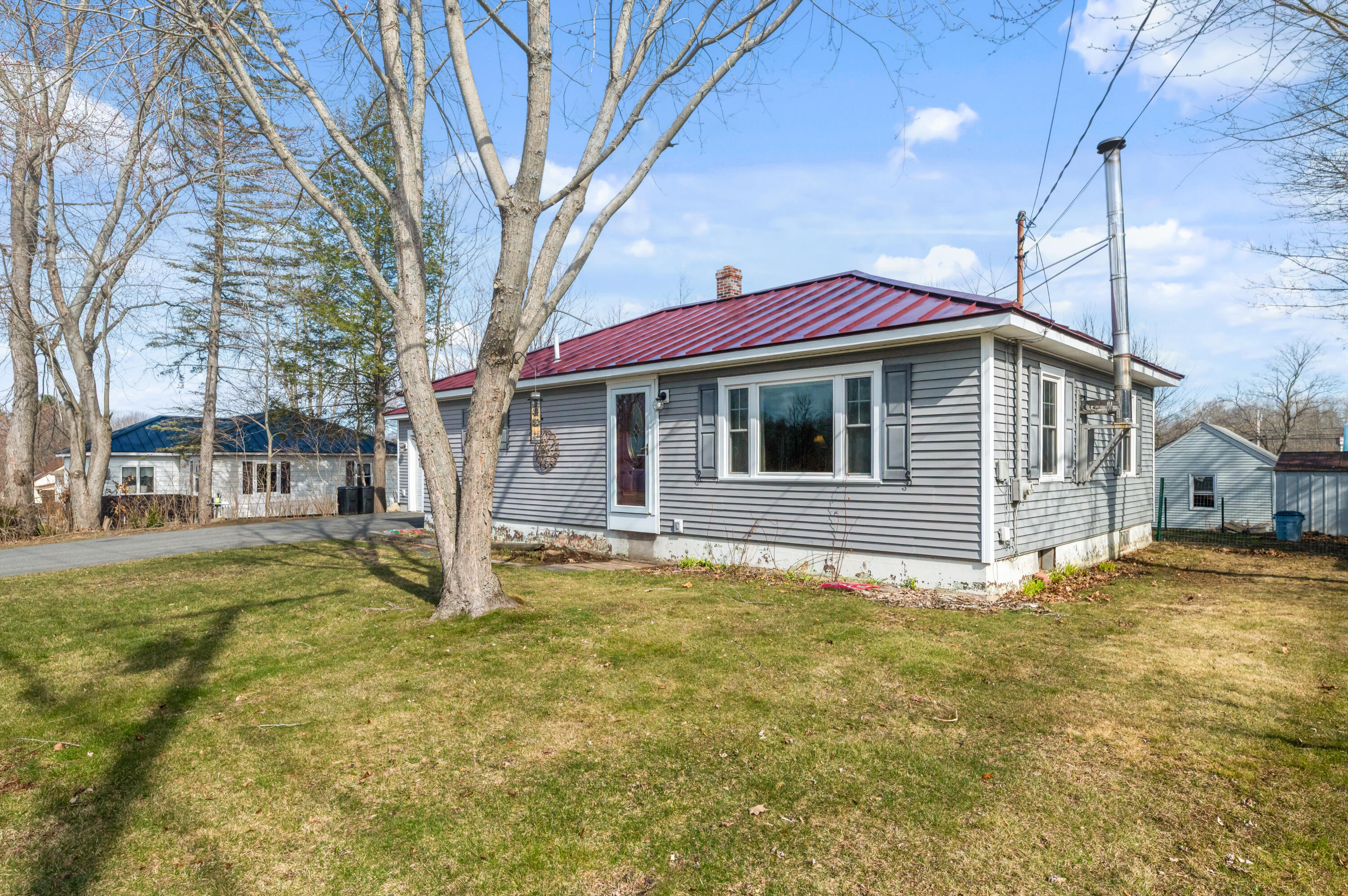 14 Paine Street Winslow ME 04901
