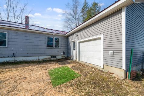 14 Paine Street Winslow ME 04901