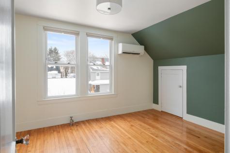 28 Fleetwood Street Portland ME 04102