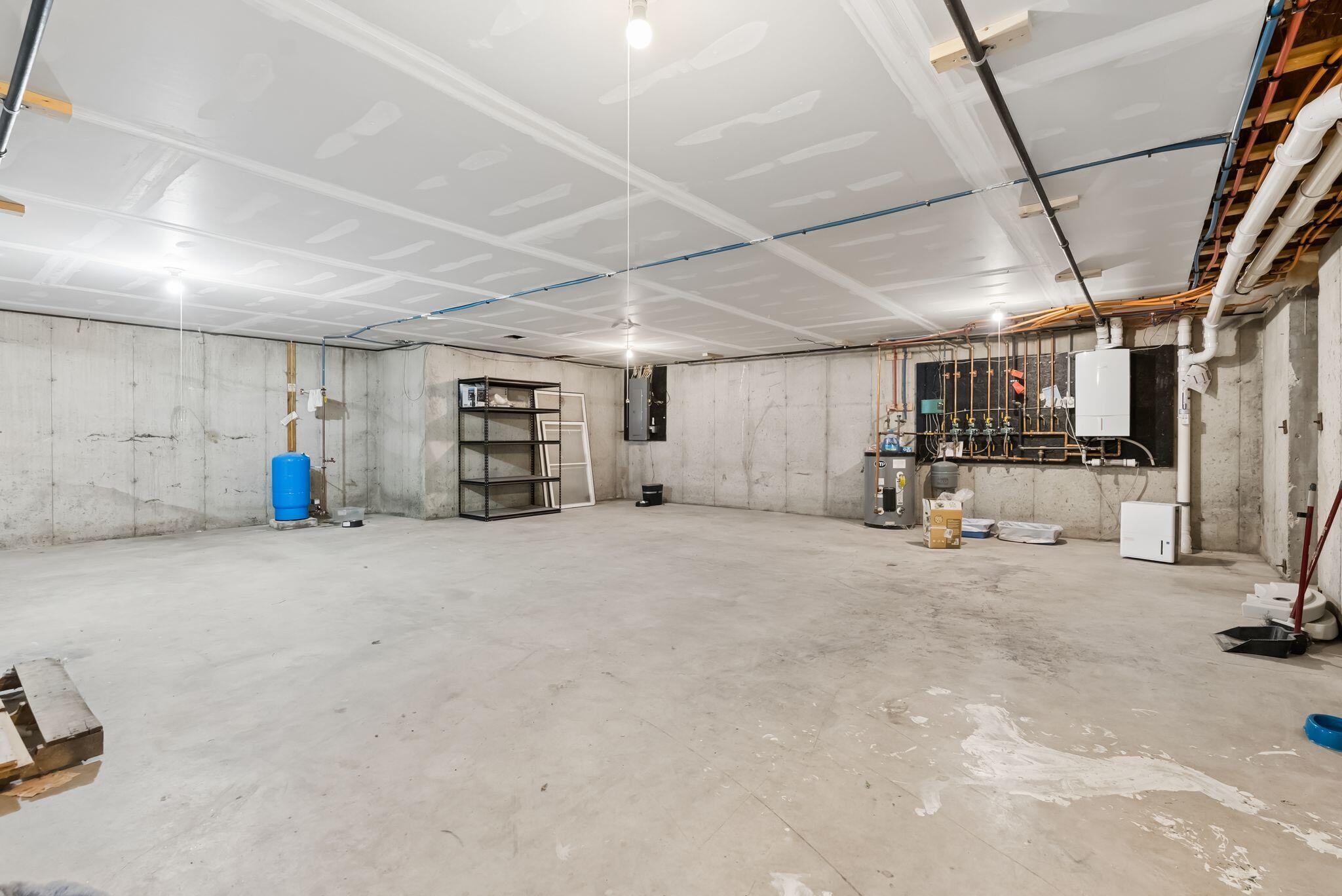81 Swett Road Windham ME 04062