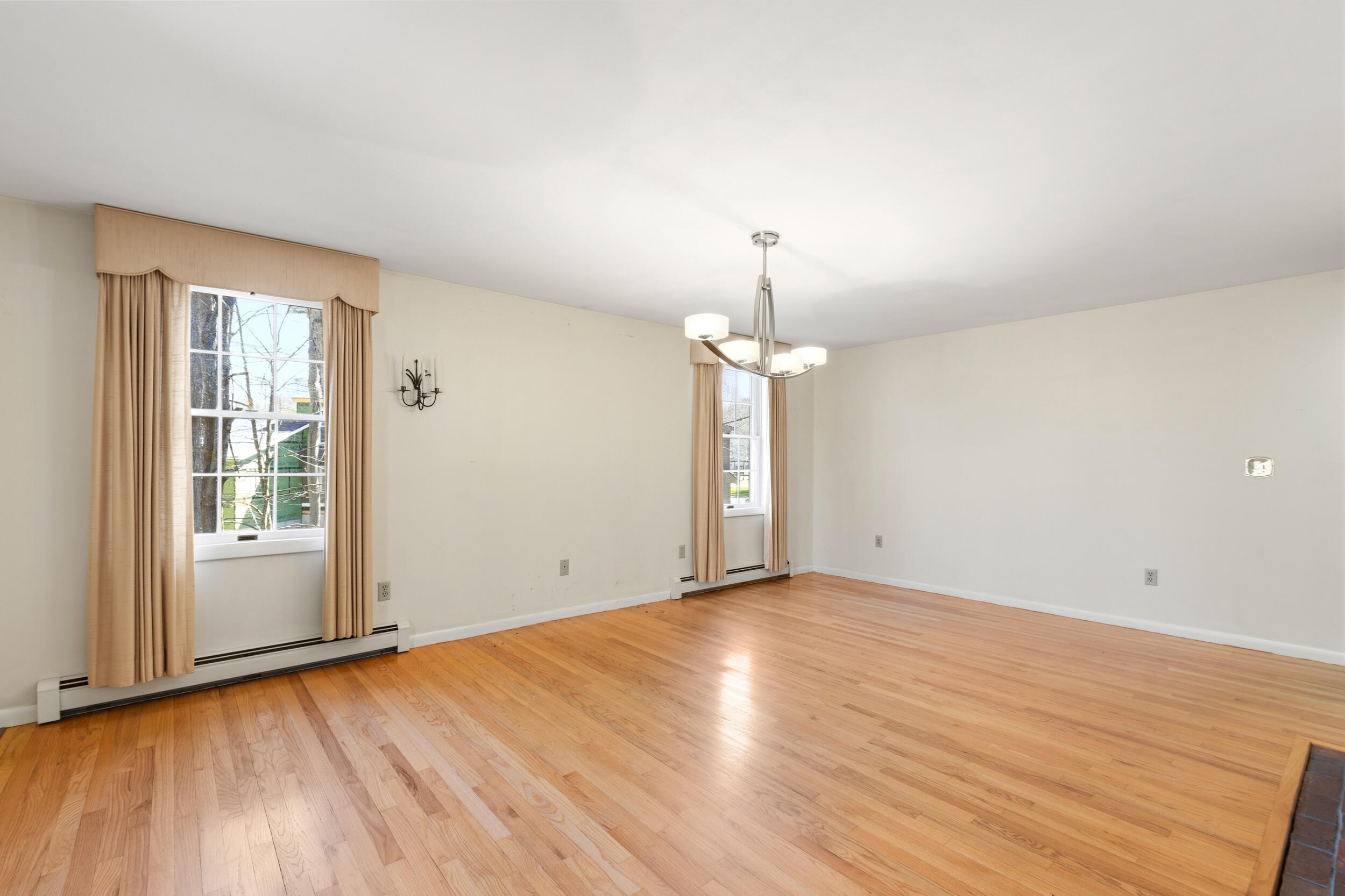34 Mcauley Road Cape Elizabeth ME 04107