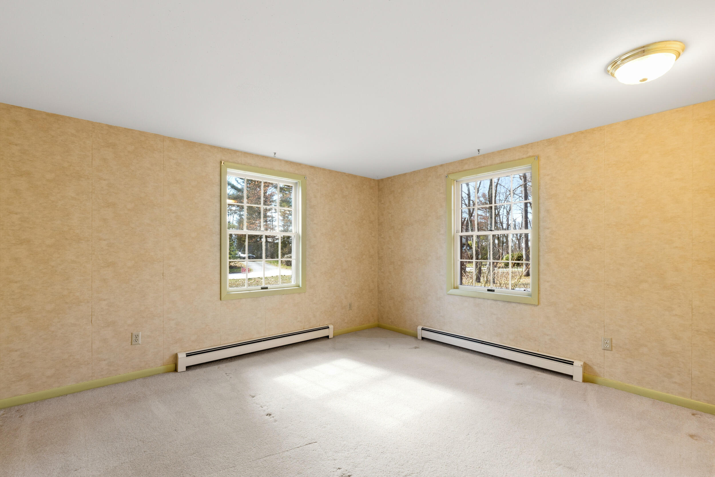 34 Mcauley Road Cape Elizabeth ME 04107