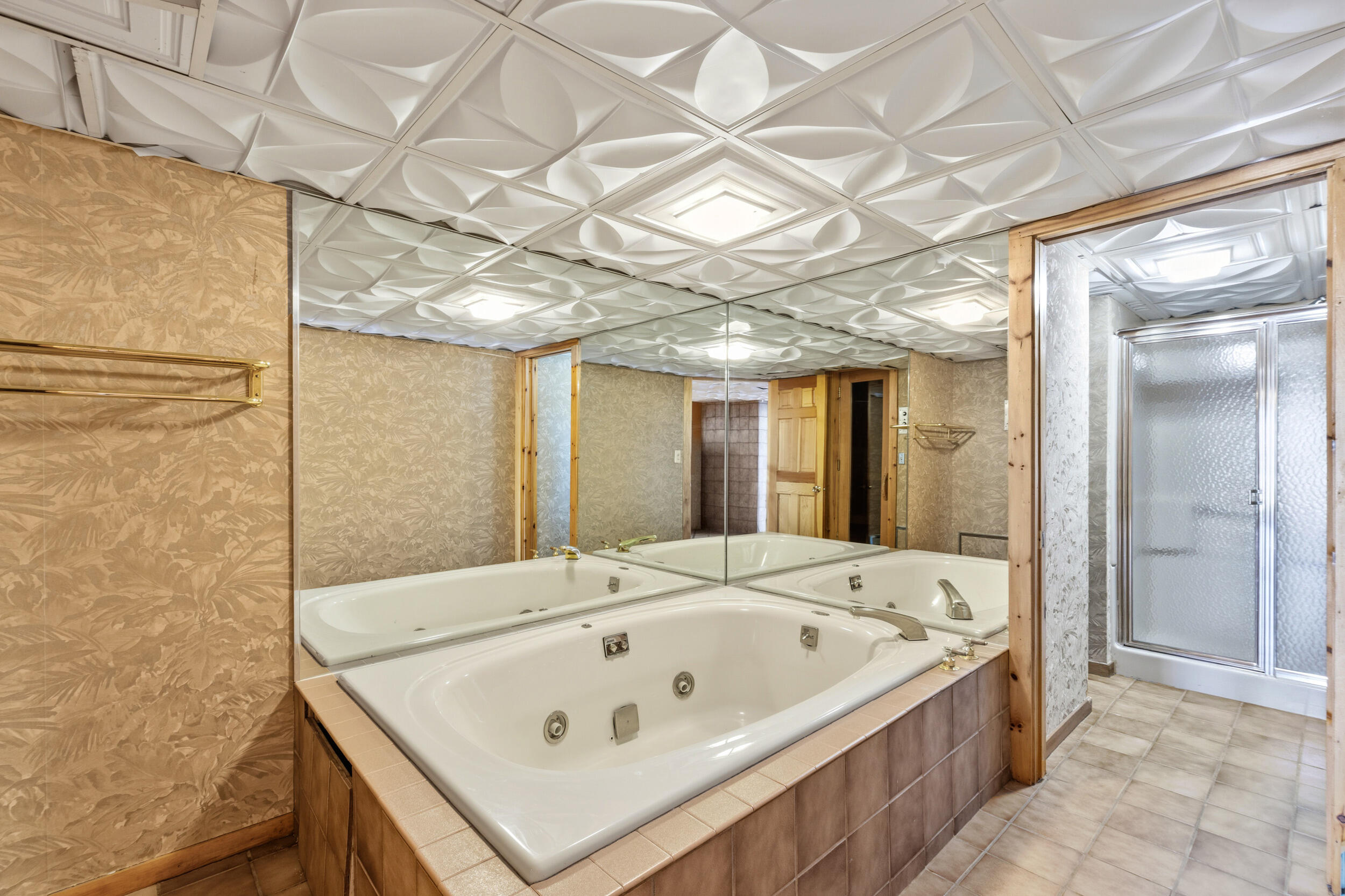 34 Mcauley Road Cape Elizabeth ME 04107
