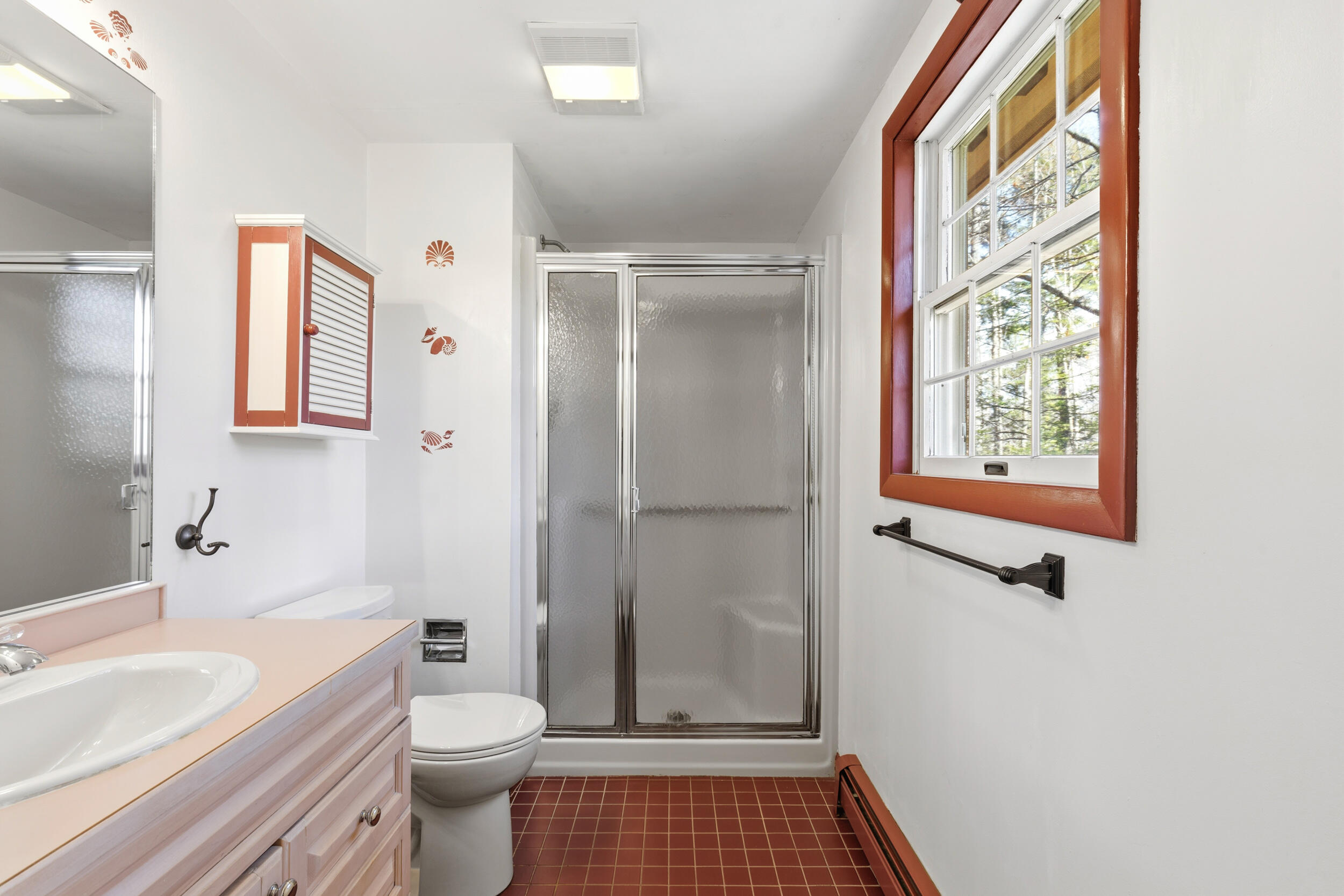 34 Mcauley Road Cape Elizabeth ME 04107