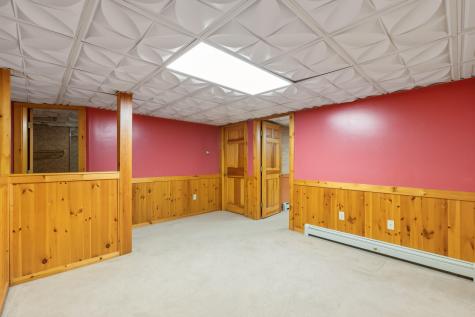 34 Mcauley Road Cape Elizabeth ME 04107