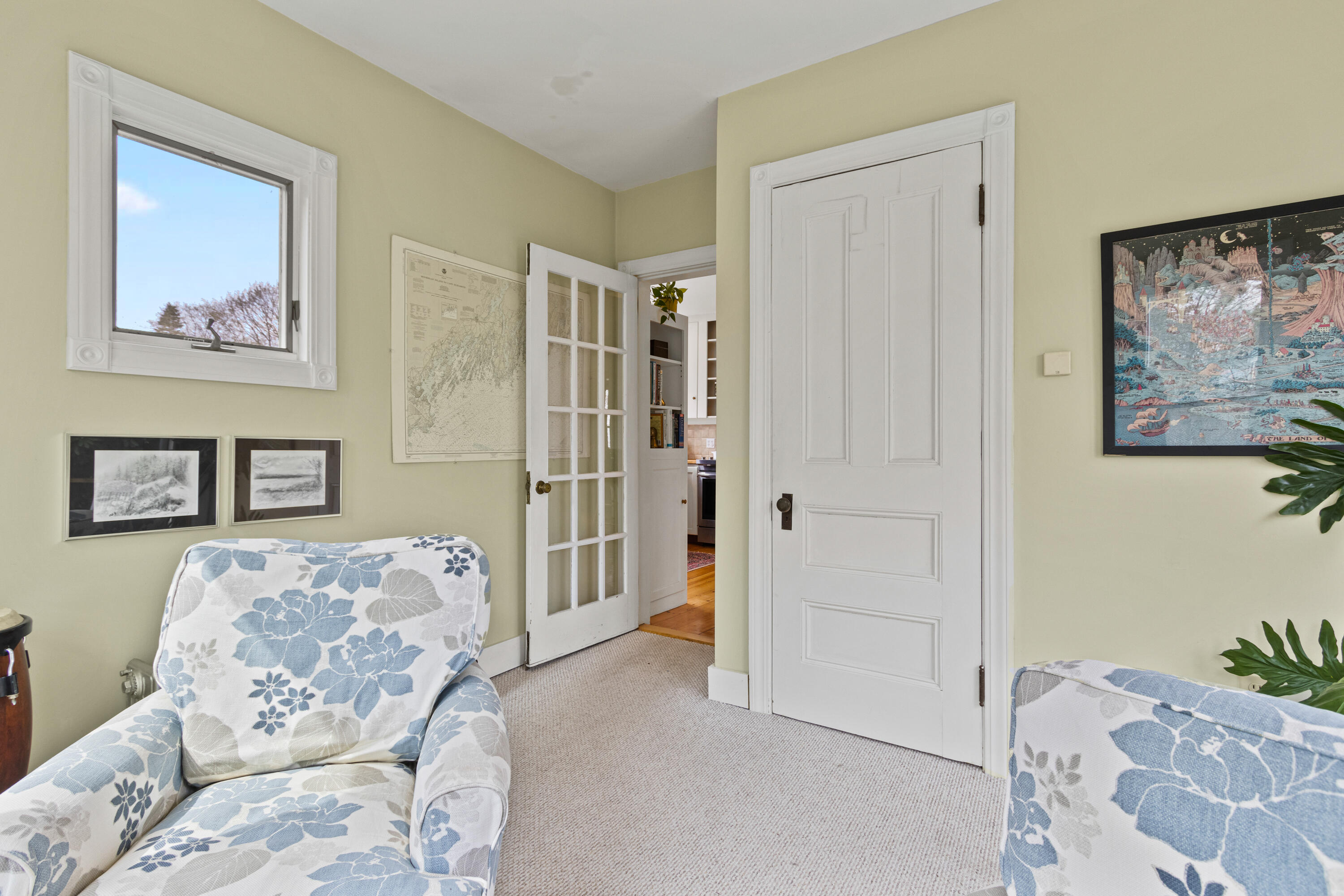 41 Warren Avenue Cape Elizabeth ME 04107