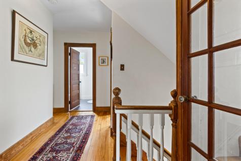 41 Warren Avenue Cape Elizabeth ME 04107