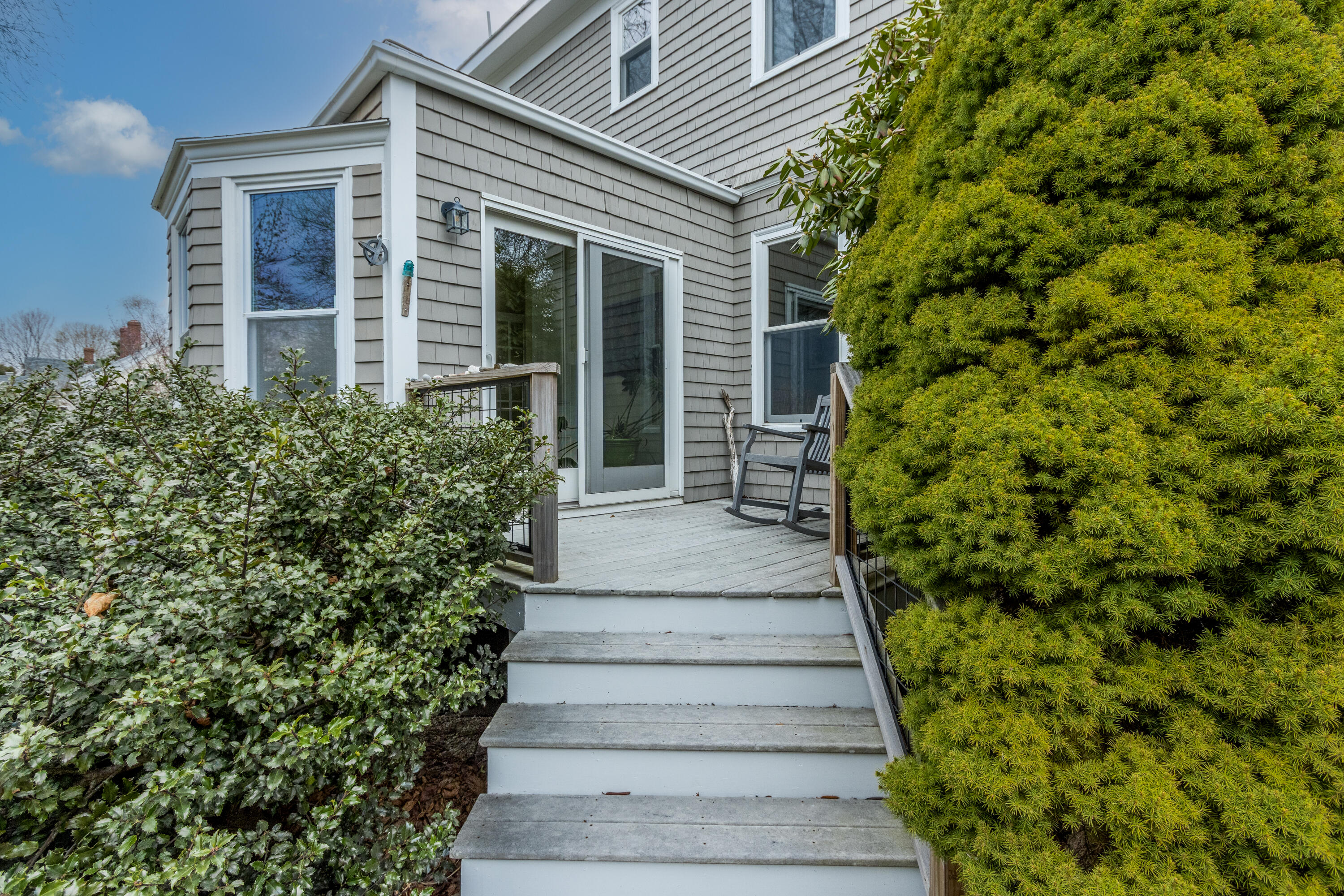 41 Warren Avenue Cape Elizabeth ME 04107