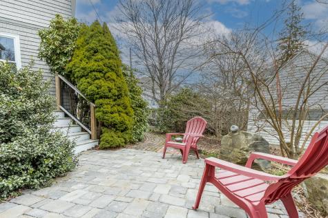 41 Warren Avenue Cape Elizabeth ME 04107