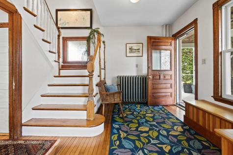 41 Warren Avenue Cape Elizabeth ME 04107