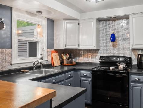 191 Columbia Avenue Brunswick ME 04011