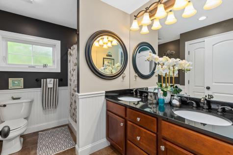 59 Calla Lily Lane Wells ME 04090