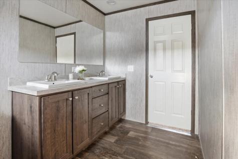 506 Poland Road Auburn ME 04210