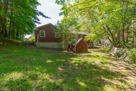 16 Clifton Road Falmouth ME 04105
