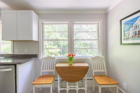 16 Clifton Road Falmouth ME 04105