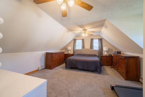 24 Autumn Lane Lincoln ME 04457