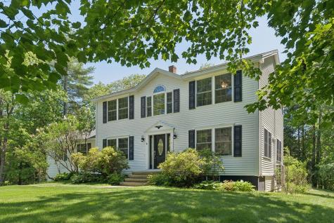 4 Pine Wood Circle Arundel ME 04046