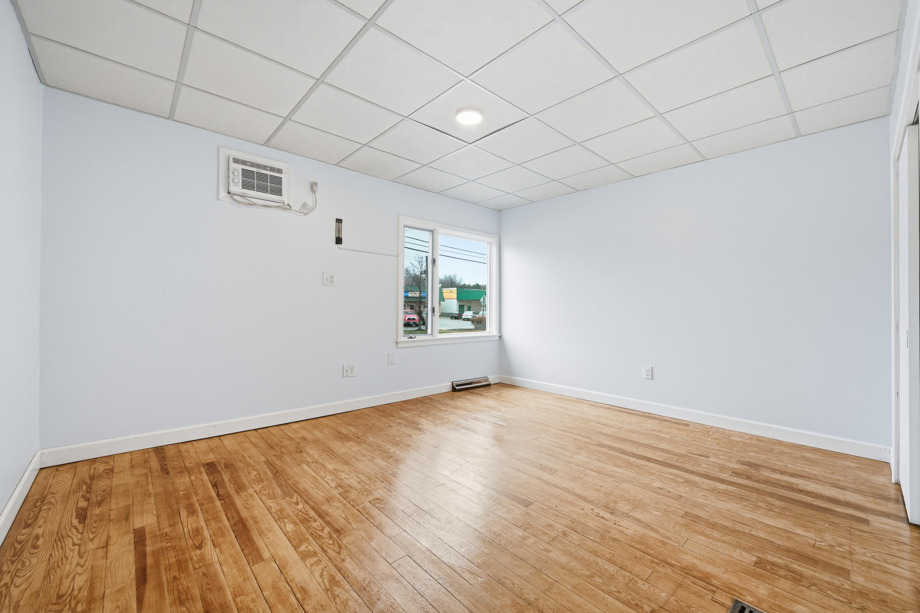 1490 Lisbon Street Lewiston ME 04240