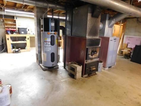 557 Enfield Road Lincoln ME 04457