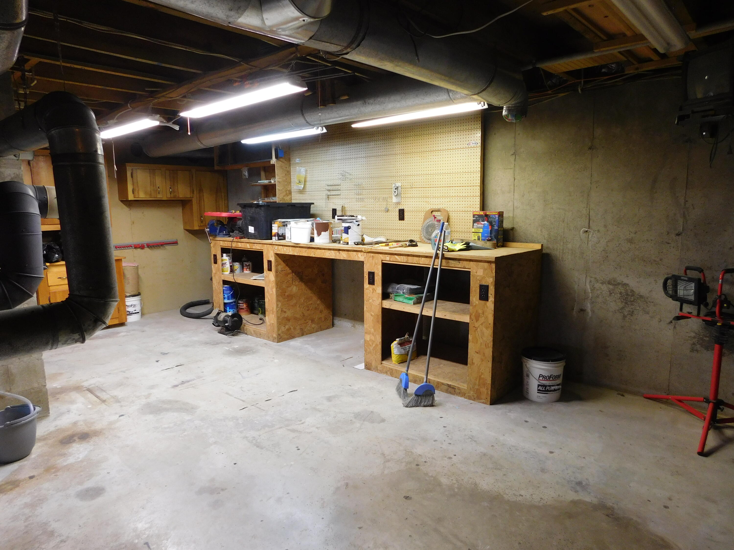 557 Enfield Road Lincoln ME 04457