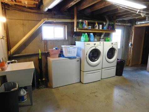 557 Enfield Road Lincoln ME 04457