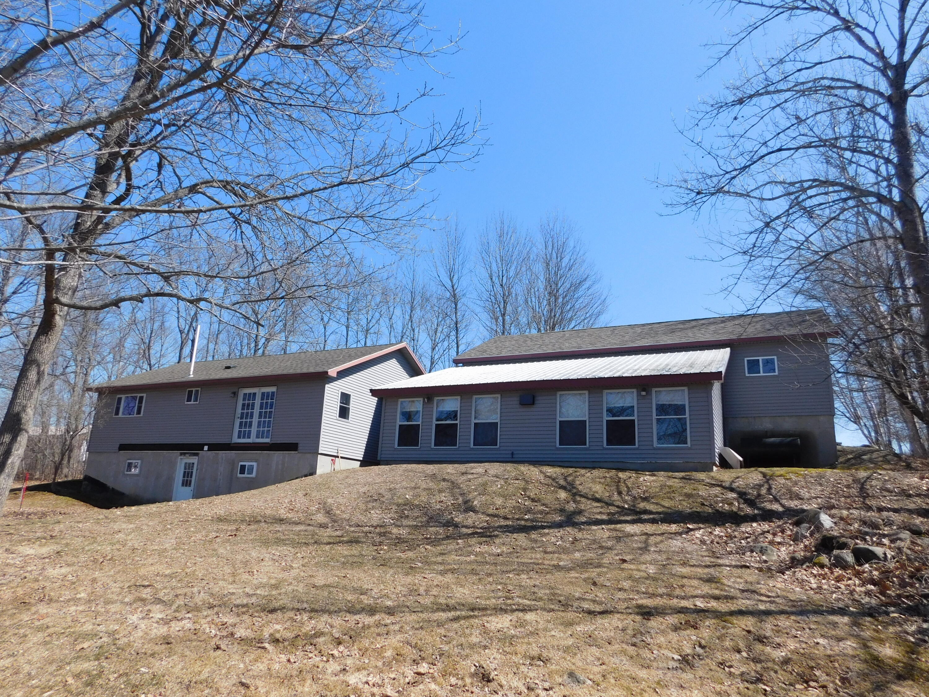 557 Enfield Road Lincoln ME 04457