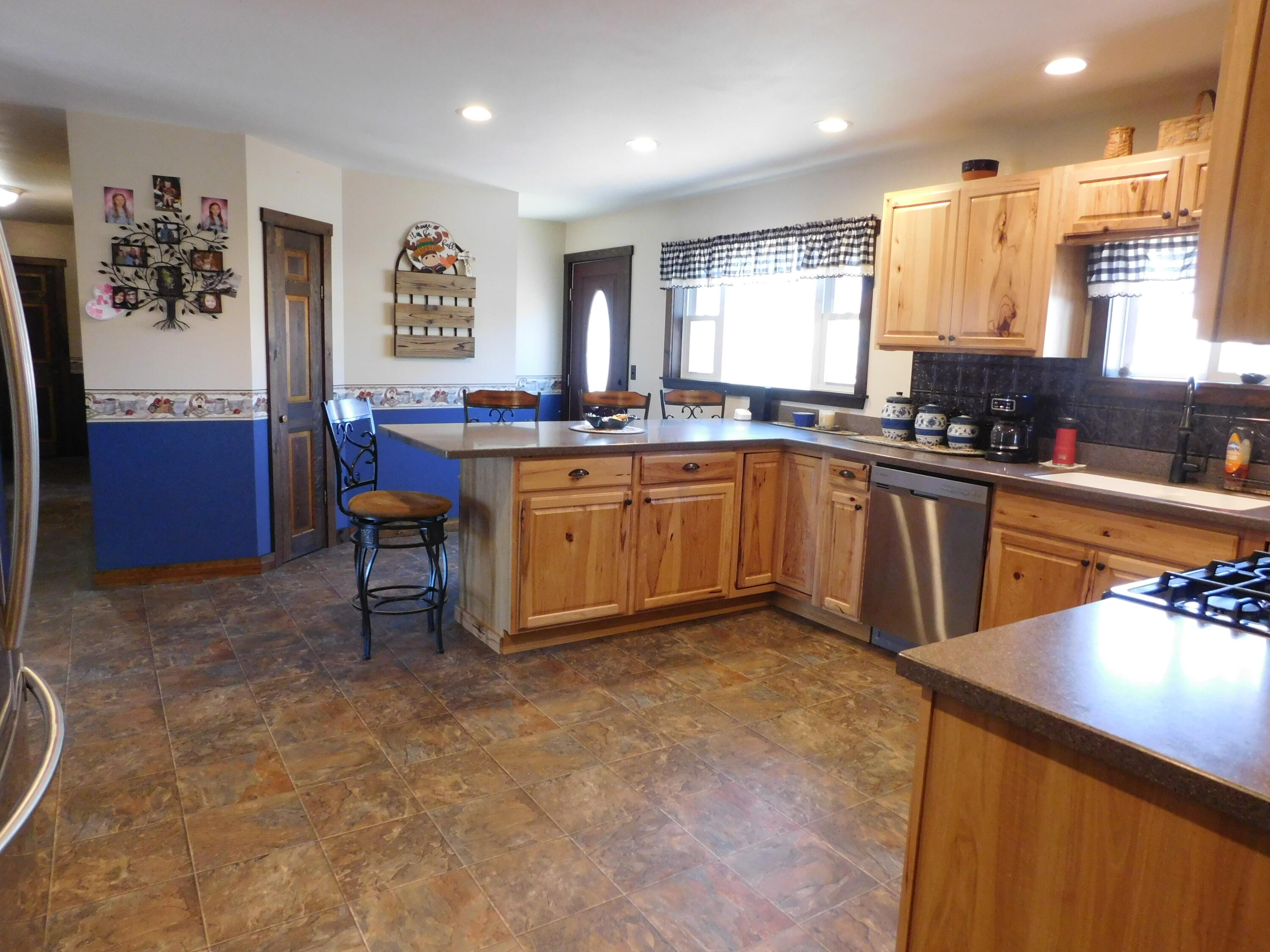 557 Enfield Road Lincoln ME 04457