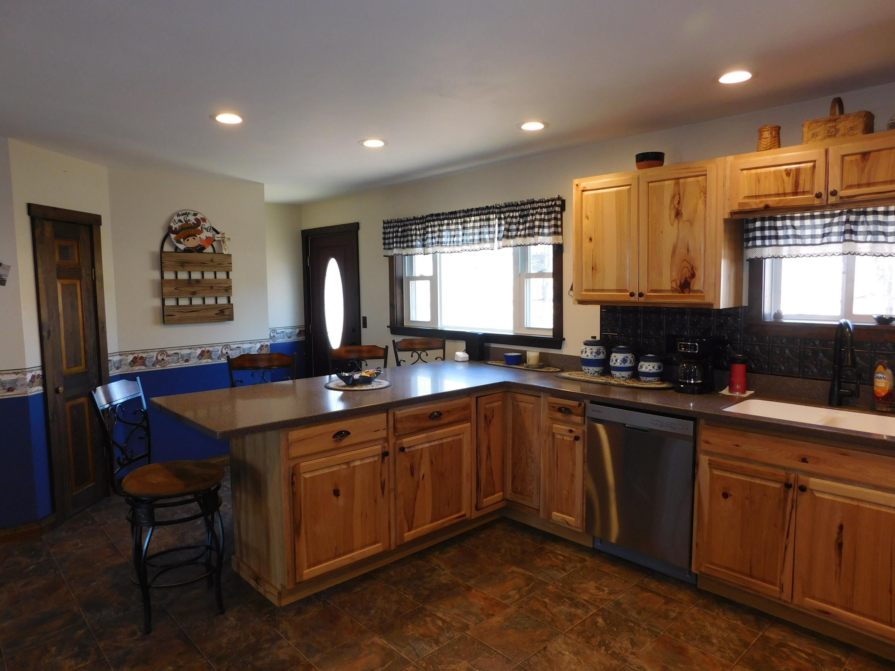 557 Enfield Road Lincoln ME 04457