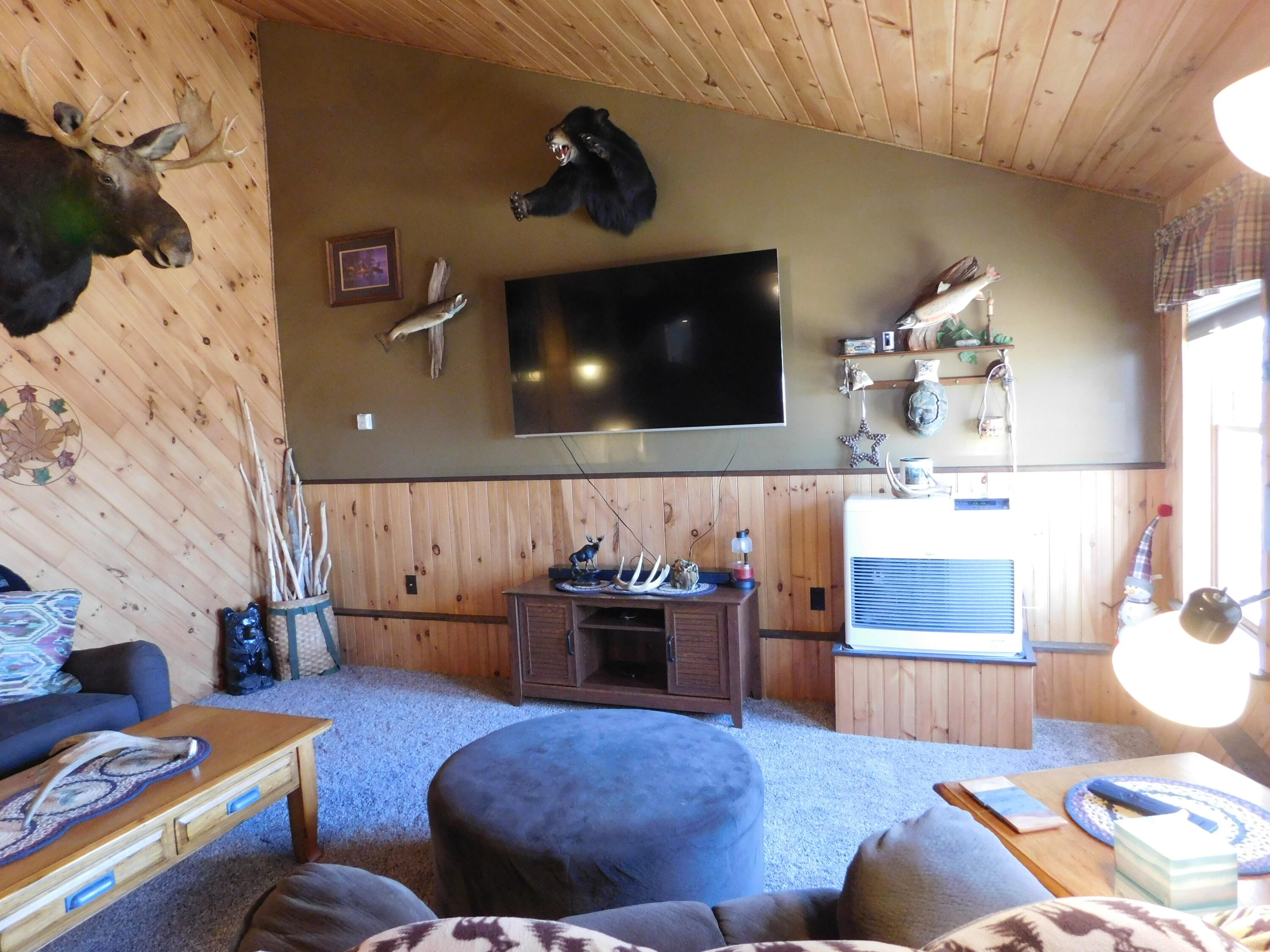 557 Enfield Road Lincoln ME 04457