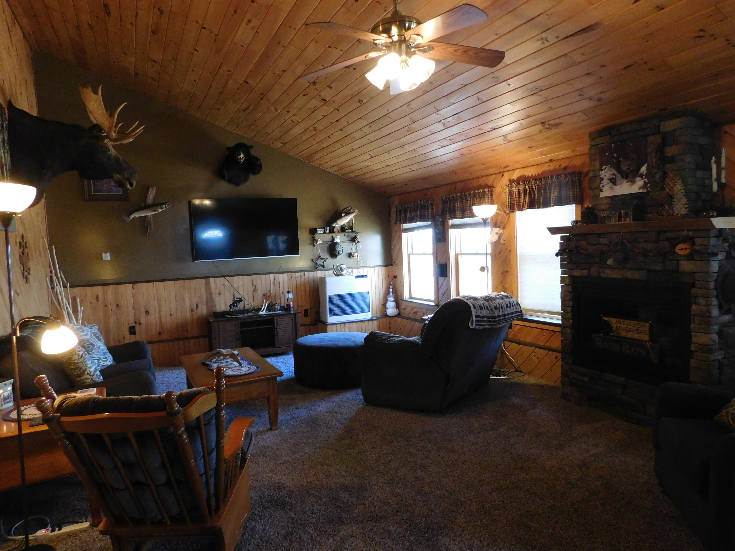 557 Enfield Road Lincoln ME 04457