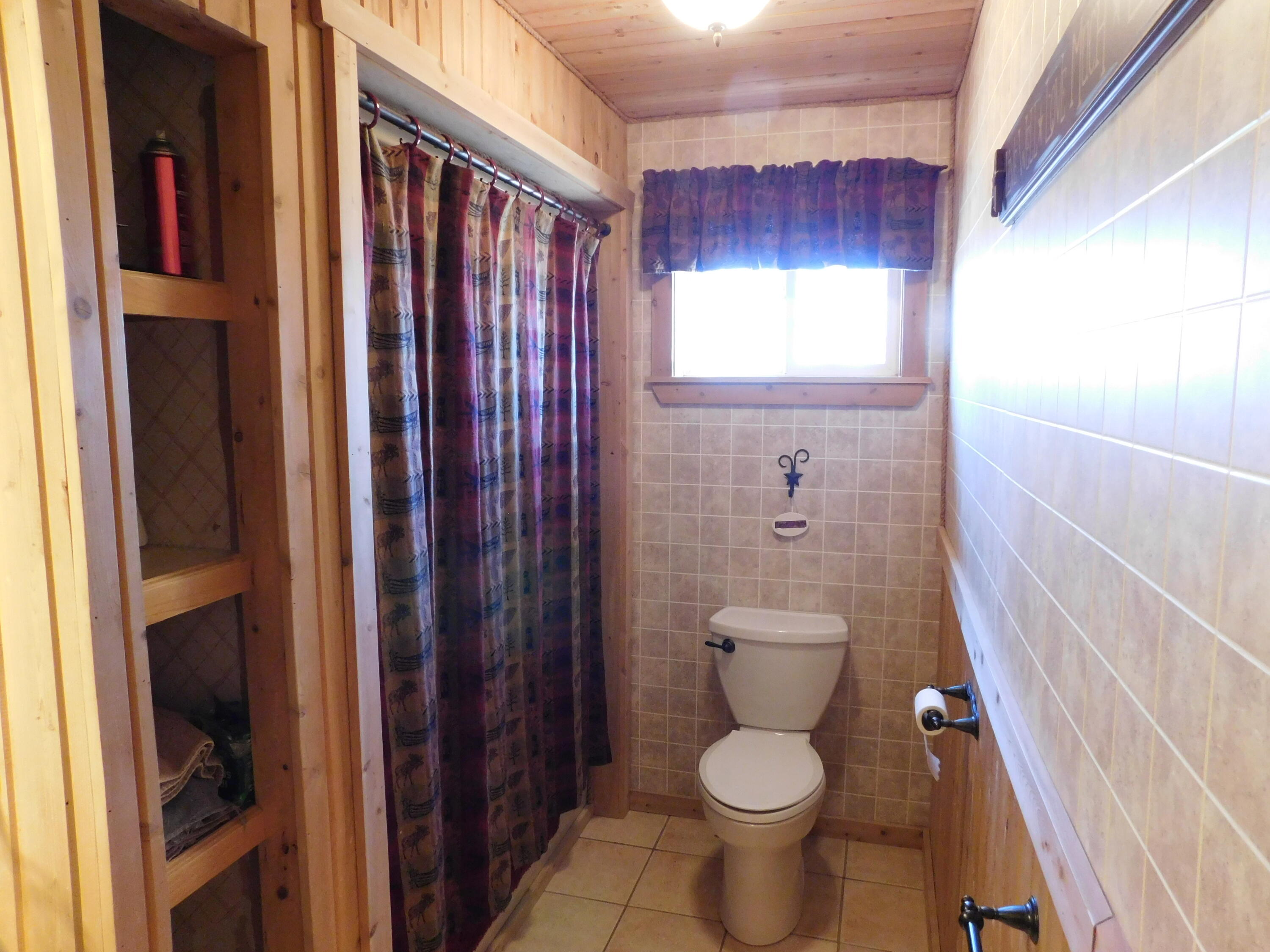 557 Enfield Road Lincoln ME 04457