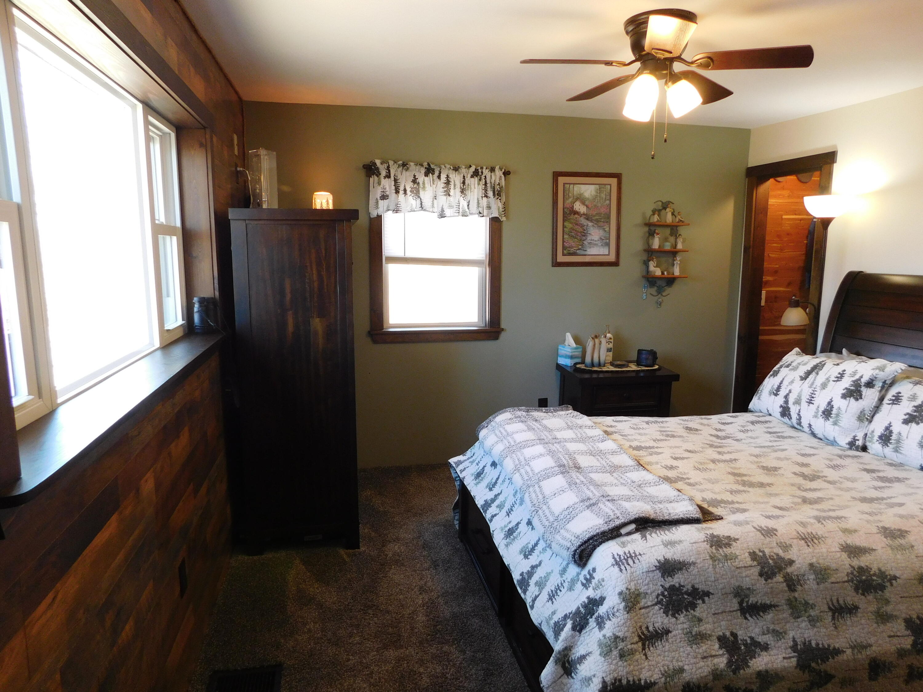 557 Enfield Road Lincoln ME 04457
