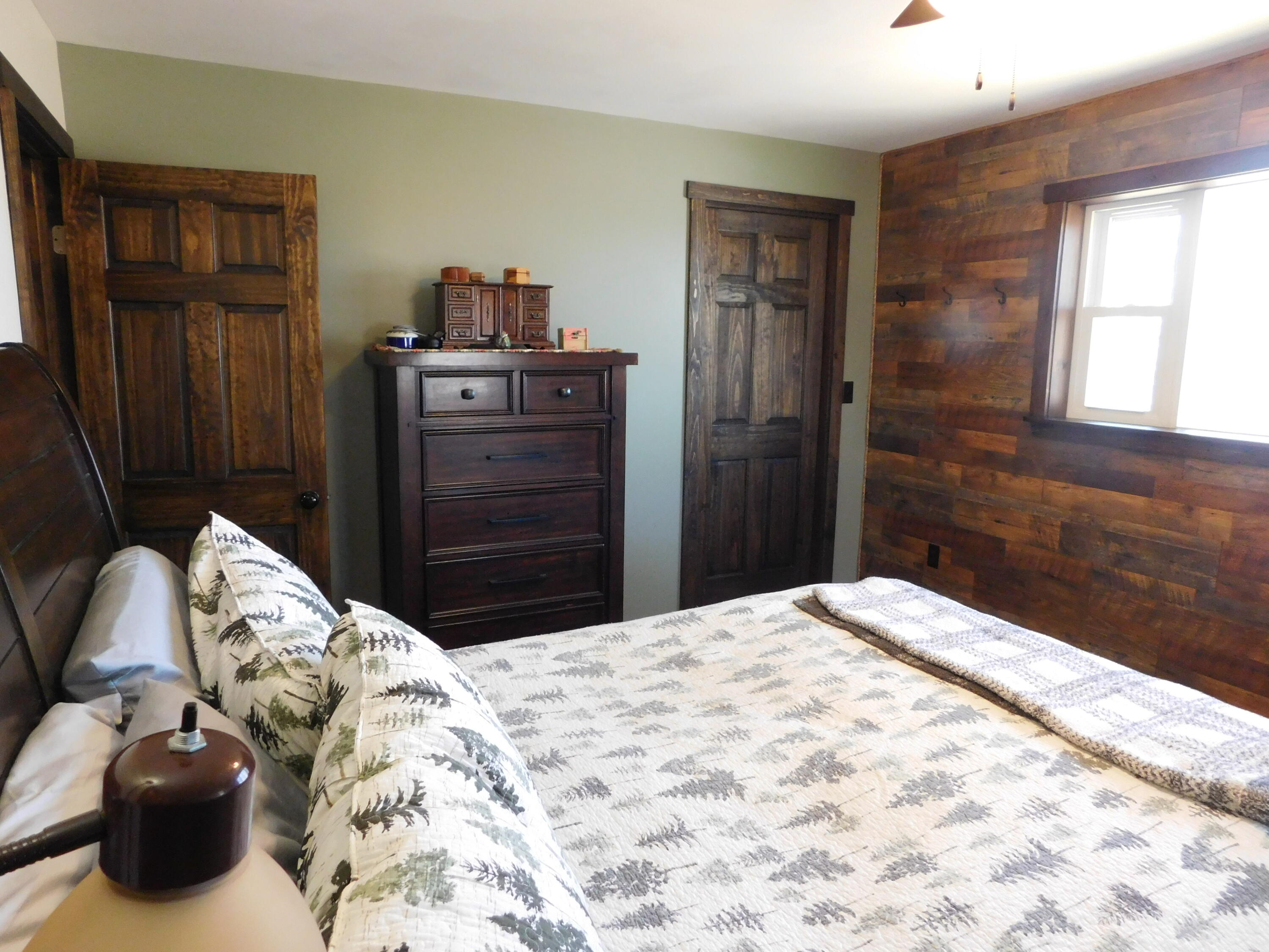 557 Enfield Road Lincoln ME 04457