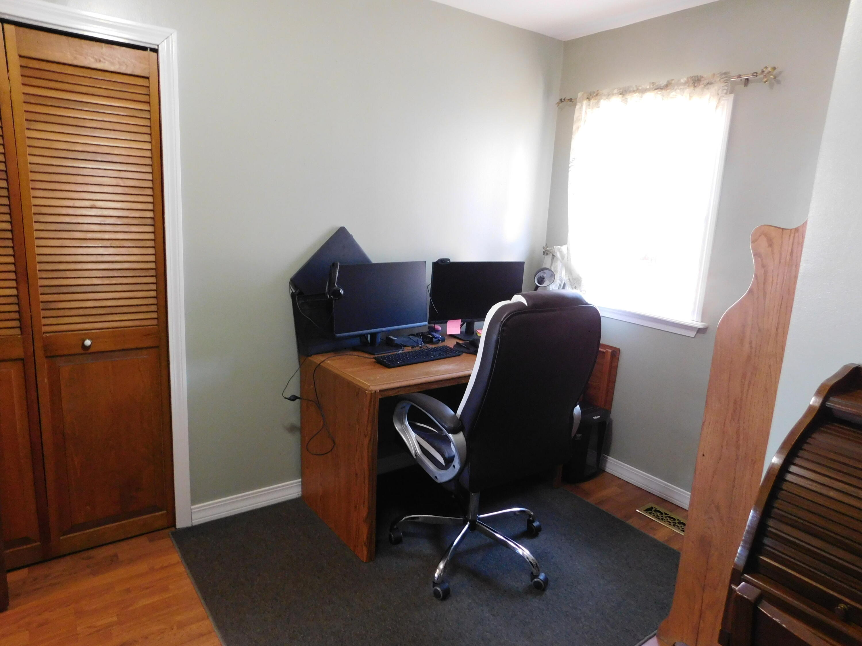 557 Enfield Road Lincoln ME 04457
