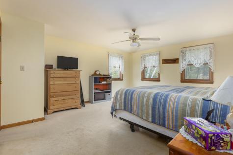 71 Valley Road Cumberland ME 04021