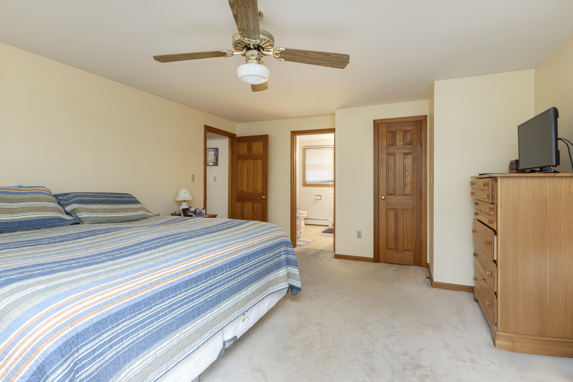 71 Valley Road Cumberland ME 04021