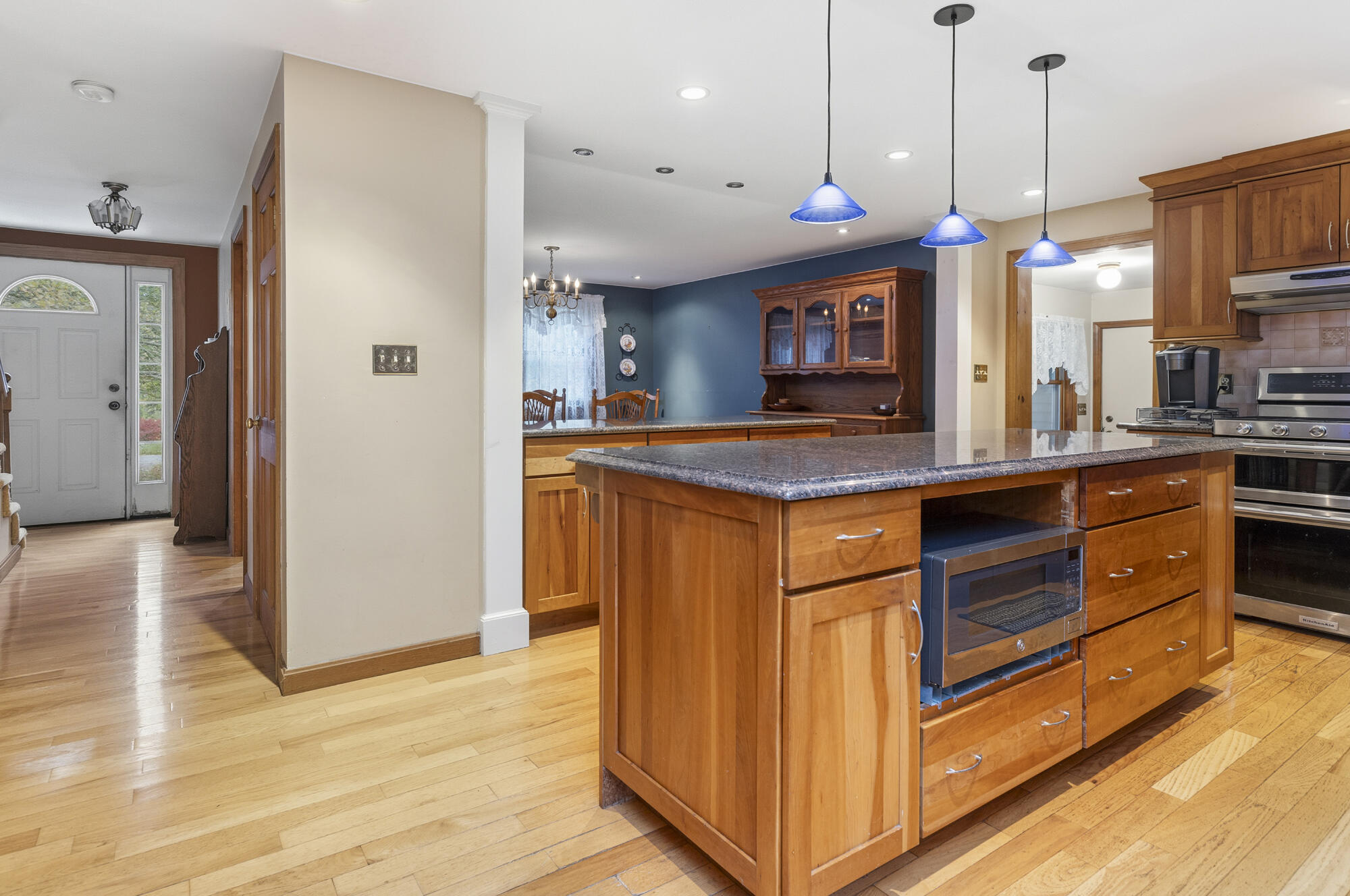 71 Valley Road Cumberland ME 04021