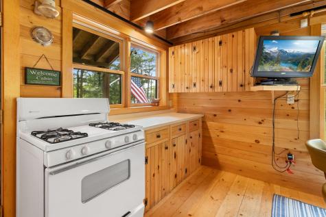 660 Sprague Road Waldoboro ME 04572