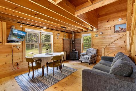660 Sprague Road Waldoboro ME 04572