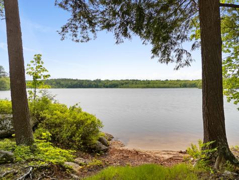 660 Sprague Road Waldoboro ME 04572