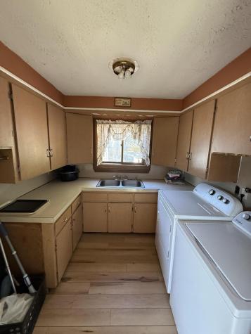 7 Bates Street Sanford ME 04073