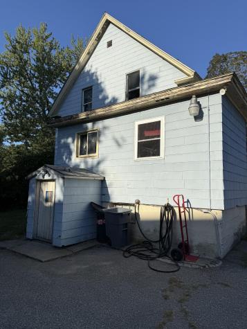 7 Bates Street Sanford ME 04073